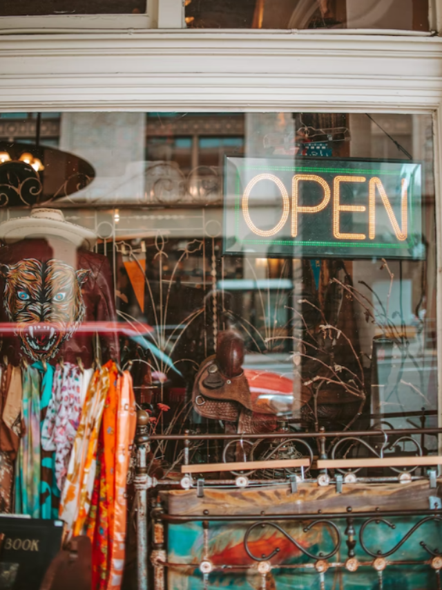 7 Best Thrift Stores In NYC You Need To Check Out StatAnalytica