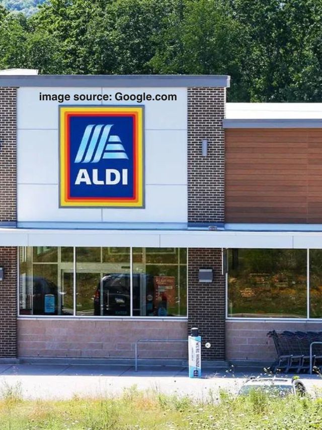 12 Must-Have Snacks At Aldi, Ranked