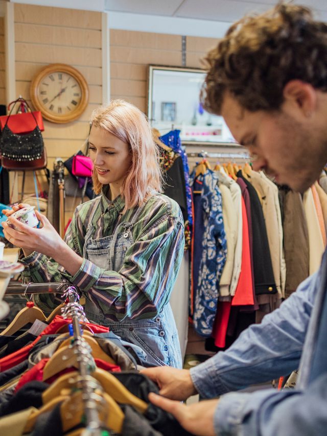 8 Tips for Decorating Your Home With Thrift Store Finds